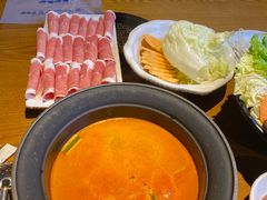 -呷哺呷哺(融创茂店)