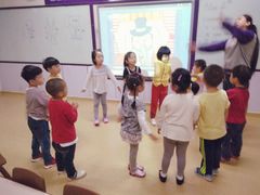 -瑞思少儿中心·少儿英语素养启蒙(勒泰直营校区)