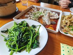 -莲餐厅·湖北菜·潜江小龙虾店(愚园路店)