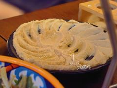 Hummus (one bread) 鹰嘴豆-Uncle Kosto科斯托·中东菜