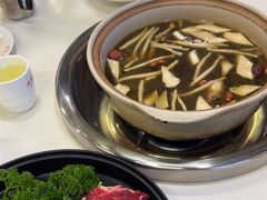 -土连锅·现熬养生汤锅(梁家巷店)