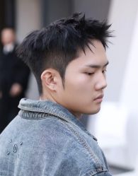 -米娜男士新国潮理发馆
