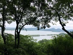 -宝石山