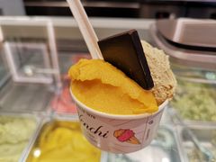 -VENCHI 闻绮(上海佛罗伦萨小镇店)