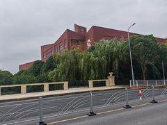 -上海德威外籍人员子女学校(浦西校区)