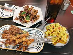 -许哥东北烧烤·铁丳烤串·宫后夹肉(繁花中心店)