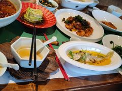 -荷风细雨·中国茶宴(世纪大道店)