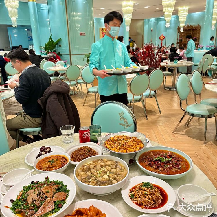 万象城）4年吃了11次的川菜！！座无虚席！