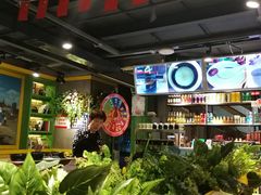 -钢管厂五区小郡肝串串香(奥克斯广场锦城万达店)