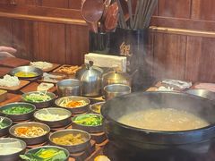 -银米·云南传统过桥米线(双廊黑金冠店)