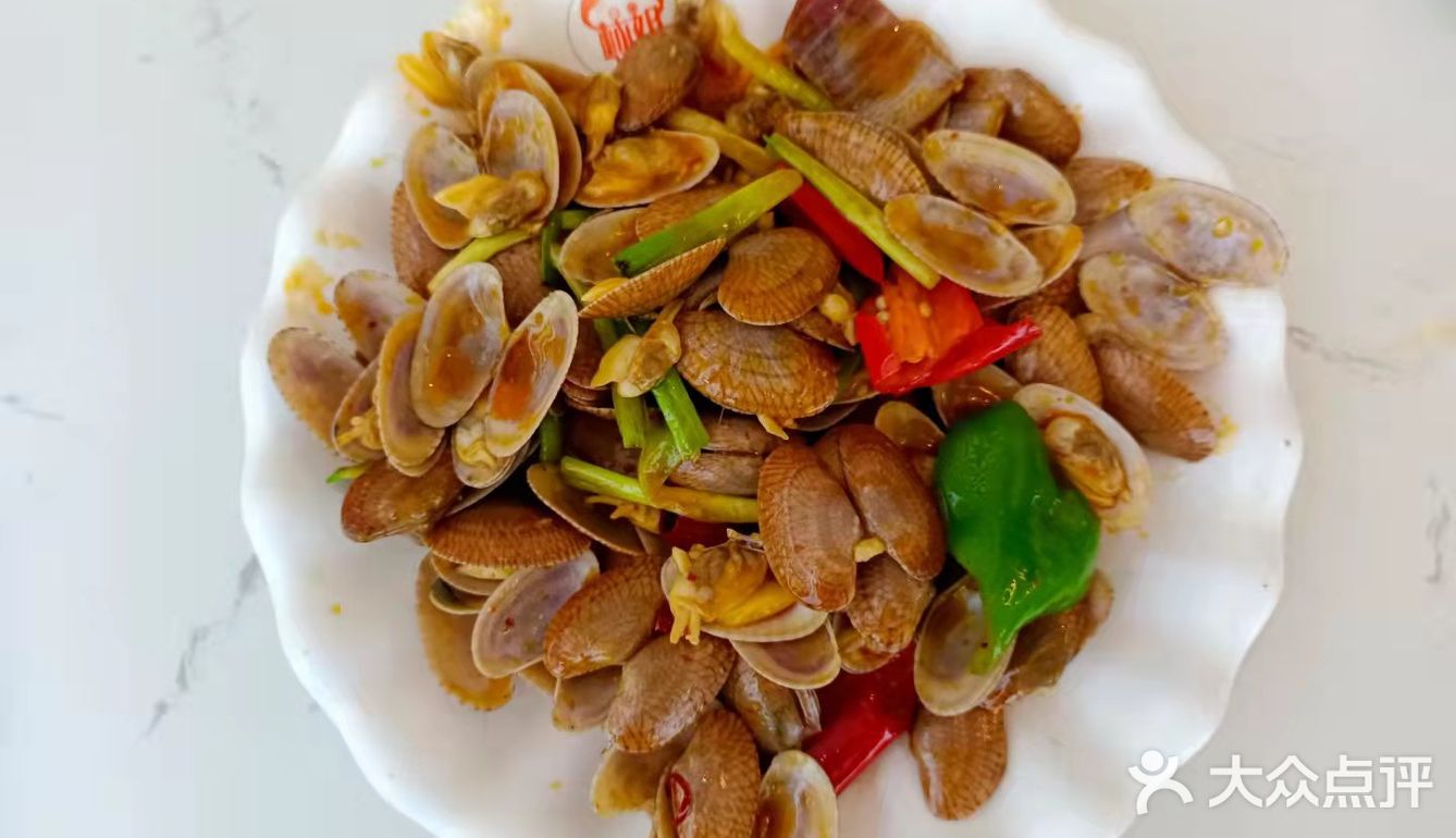 三亚旅游必吃美食!!老字号平价海鲜，绝绝子