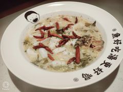 -江渔儿酸菜鱼·拔草餐厅(虎门君乐汇店)