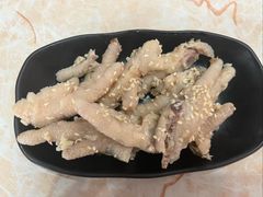 沙姜鸡脚-黄师奶甜品店