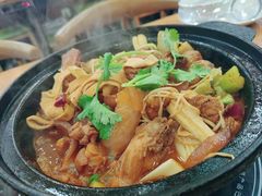 -鱼众不同·鸡公煲·烤全鱼(国顺路店)