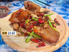 -川流不息·地道川菜·小龙虾(新松江路店)