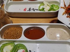 -秋香家韩式炭火烤肉(磐石路店)