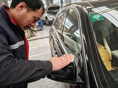 -畅通航行汽车钣金喷漆 无痕修复·局部喷漆