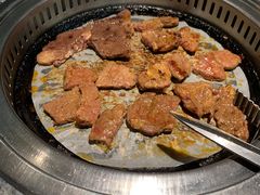 -阪尚皇·原切牛排·烤肉火锅自助(北京路店)