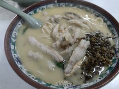 -明呈黄鱼面馆(斜土路店)
