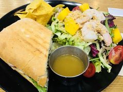 -HELLO 27 意面·沙拉·帕尼尼