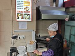 -老来福·非遗酸汤兔(凯旋路店)