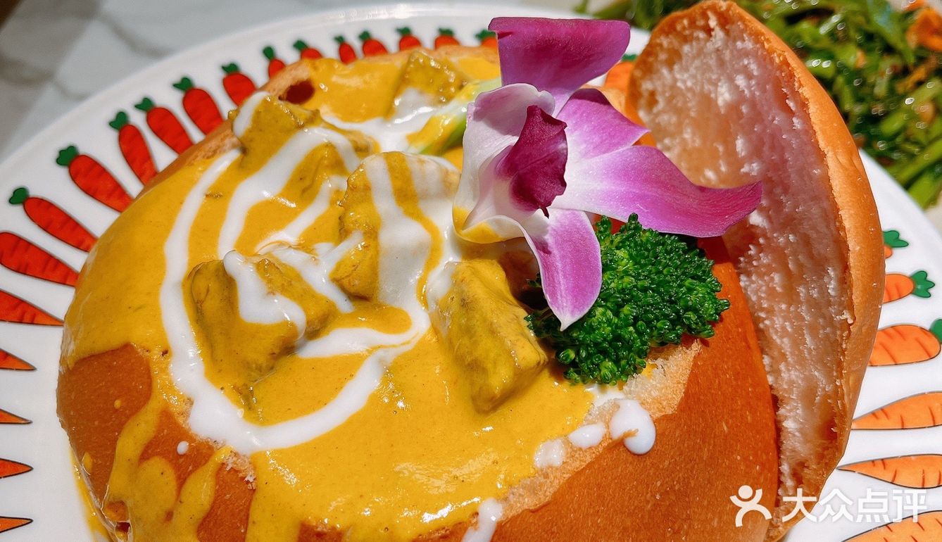 终于吃到很正的泰式饭菜啦！[加油]