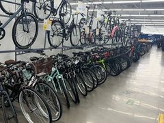 -迪卡侬(西三旗店)