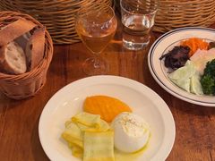 -羽深肉铺 Steak & Wine