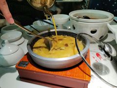 -米桃-吴韵风雅·拙园(北外滩来福士店)
