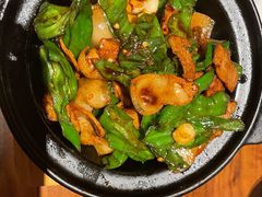 天柱山辣椒炒黑毛猪肉-山里亲戚(淞虹路店)