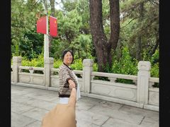 -烈士陵园(地铁站)