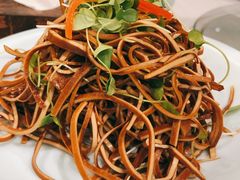 香椿苗豆腐丝-羲和雅苑烤鸭坊(丰台万达店)