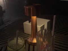 -瑰丽酒店·海吧·天际下午茶·现场DJ·天台酒吧