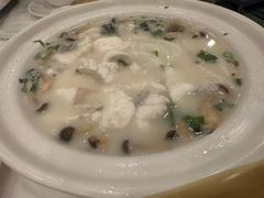 海斑球魚湯野菌米線（窩）-西苑酒家(太古城店)