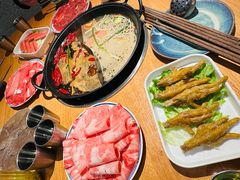 -三个四川人火锅(华联商厦店)