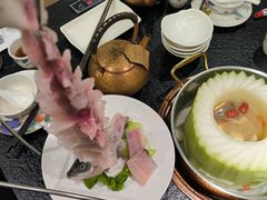 -得意咚瓜·顺德鱼生·冬瓜火锅(深圳首店)