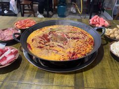 -黄潇洒老火锅(九眼桥宏济巷店)