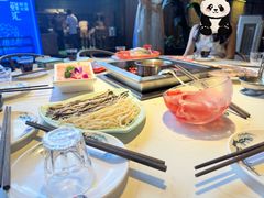 -二荆条·蜀鲜汇城市森林火锅