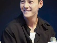 -秦炉烤肉(财富中心店)