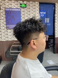 点击看大图 -大人物·男士理发馆
