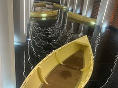 -涨巢·潮玩水疗局