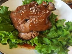 土灶柴火肘子-卧龙堡客栈·中餐厅(古北水镇店)