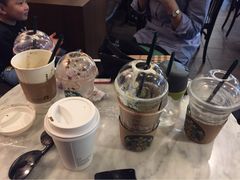 星巴克(周浦万达店)-星巴克臻选(周浦万达店)