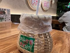 -云阿蛮云南生烫牛肉米线(奉贤路店)