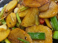 -东兴寒舍老北京炸酱面(三里河路店)