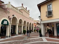 -佛罗伦萨小镇广佛名品奥特莱斯(疏港路店)