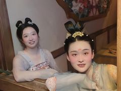 -云锦汉服馆·古典妆造摄影(唐城店)