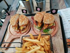 -Burger Double汉堡双倍