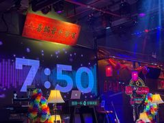 -喜鹊音乐酒馆(西街店)