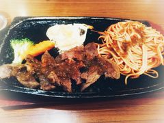 美式牛仔扒配意粉-许榴香西餐厅(台东步行街店)